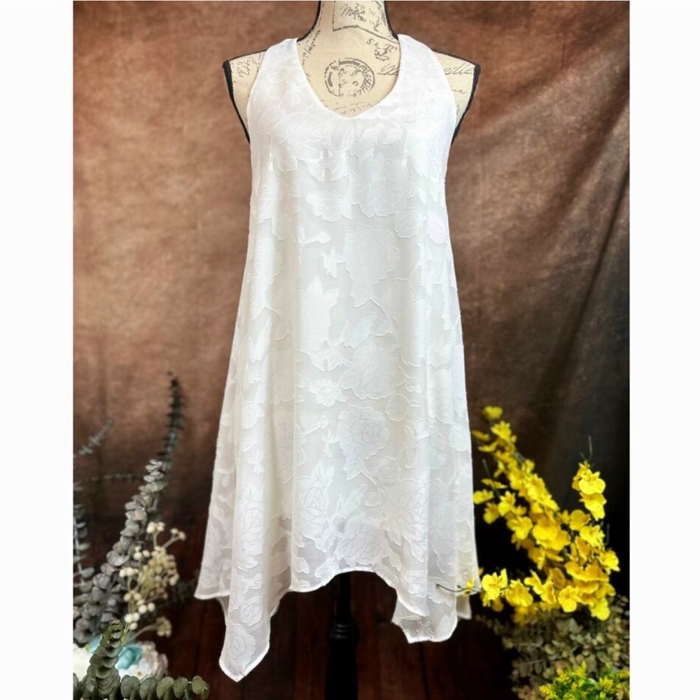 NWT • Three Eighty Two • Floral Halter Asymmetrical Mini Dress White -size SMALL